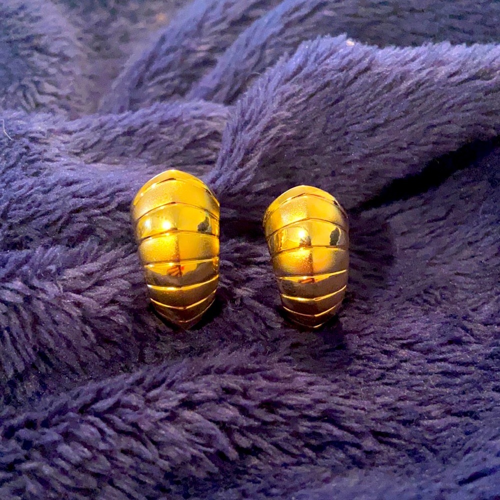 Vintage Napier screw on earrings